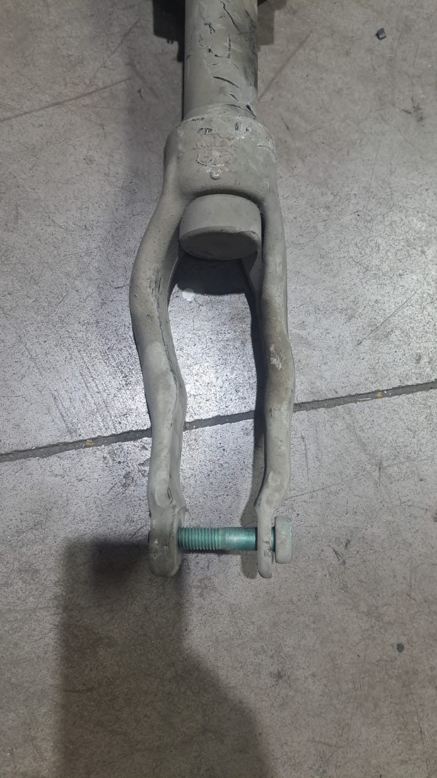 AM 5021 Ammortizzatore anteriore sinistro Land Rover Velar Dal 2020
