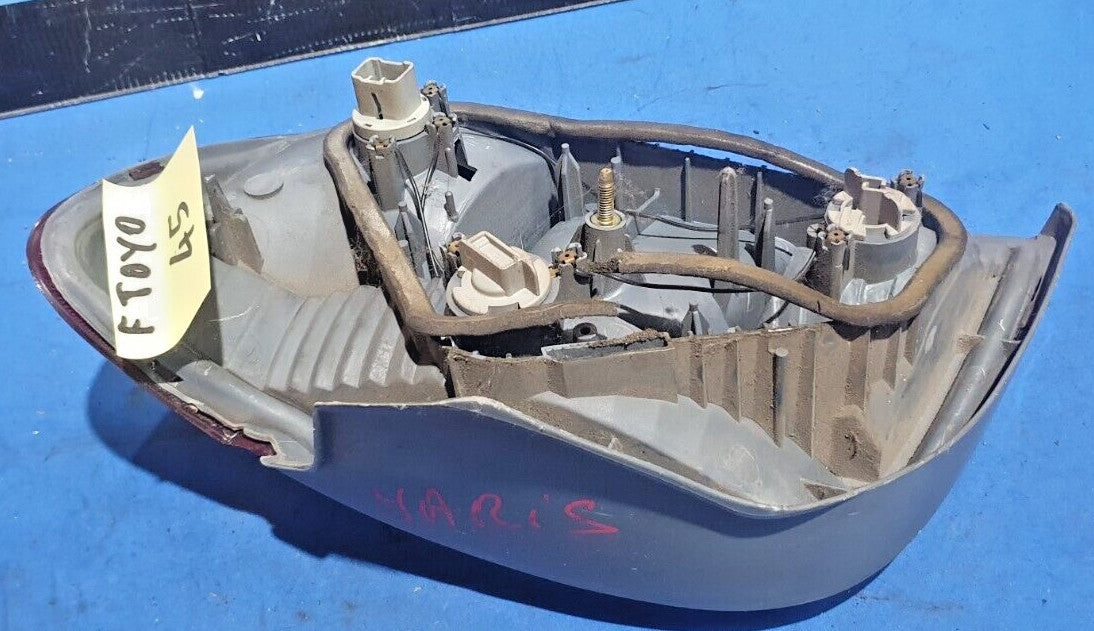 F TOYO 45 - Fanale Posteriore Toyota yaris sinistro 1999 - 2005