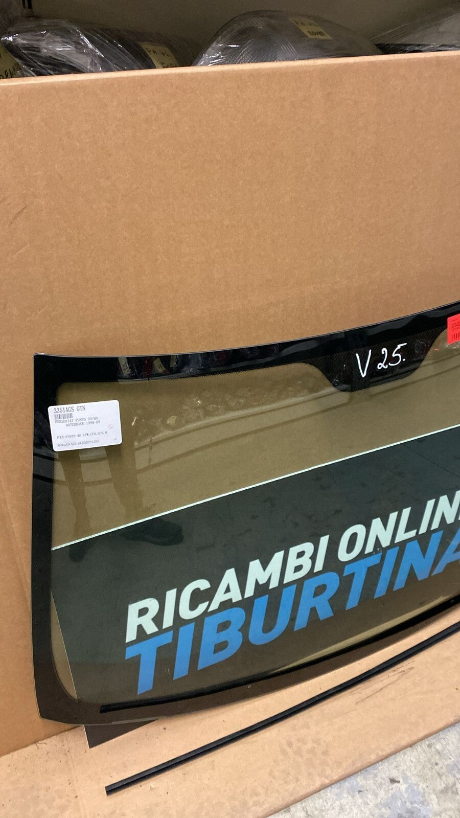 Vetro anteriore parabrezza Fiat Punto dal 1999 nuovo