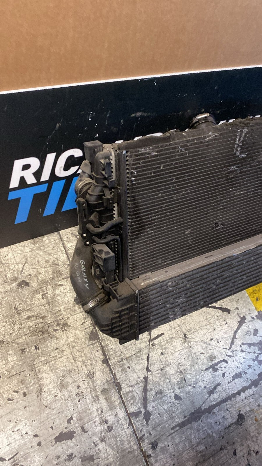 Kit Radiatori Senza ventola Ford Kuga-Galaxy 2.0D Anno 2010 Numero oggetto R5098