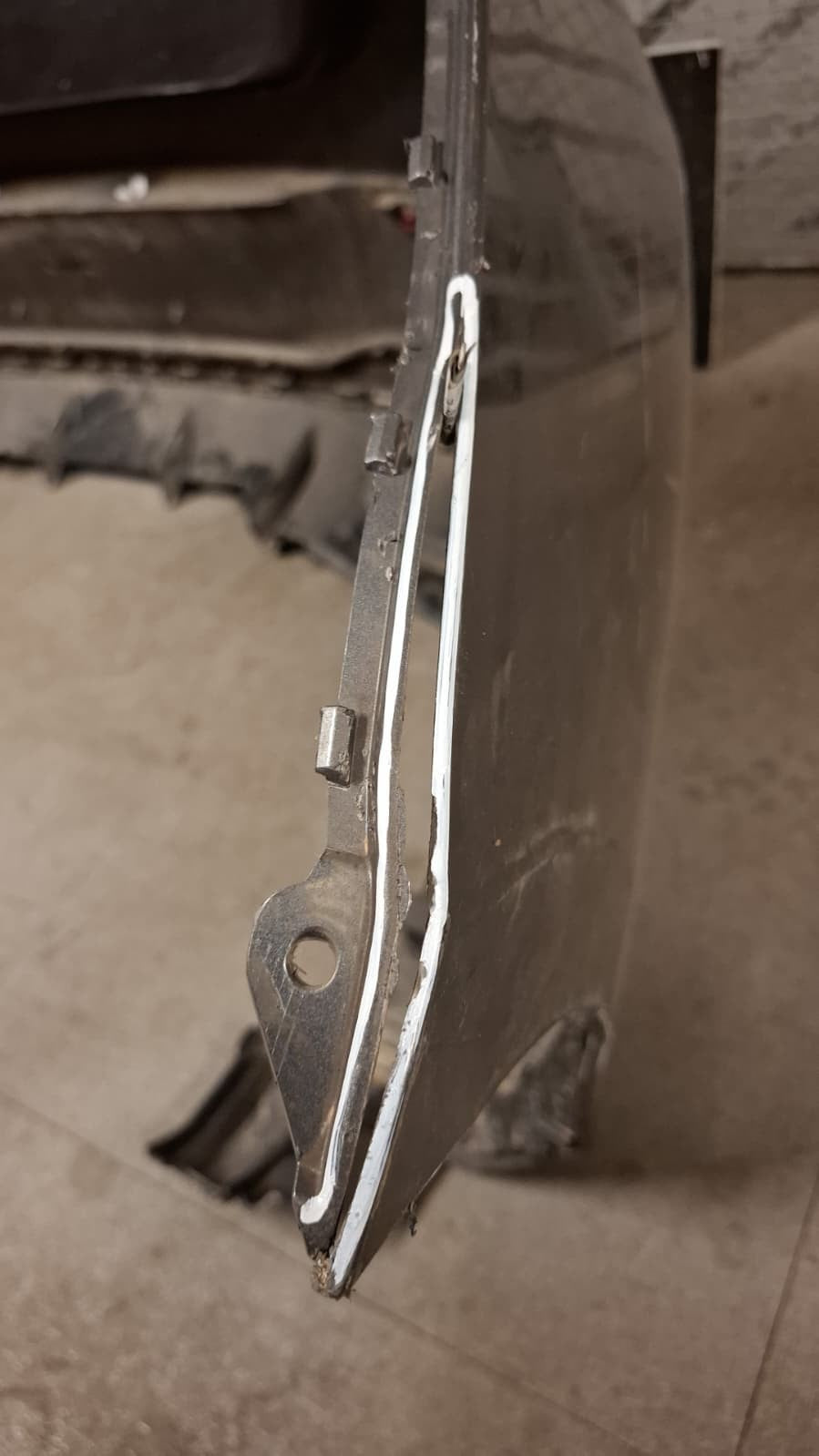 Paraurti posteriore Mercedes Benz cla cod a1188859501 anno 2020 danneggiato