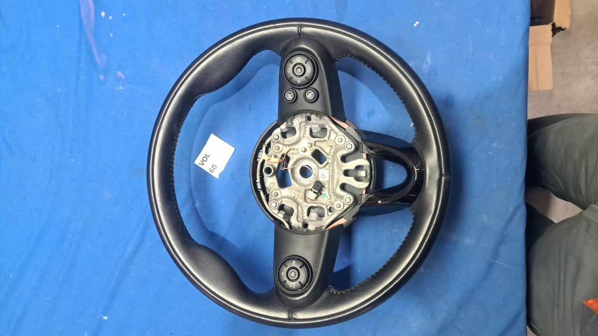 Vol 60 Volante Mini Clubman F54 dal 2015 in poi con comandi