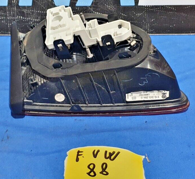 Fanale posteriore interno sinistro Volkswagen golf sportsvan