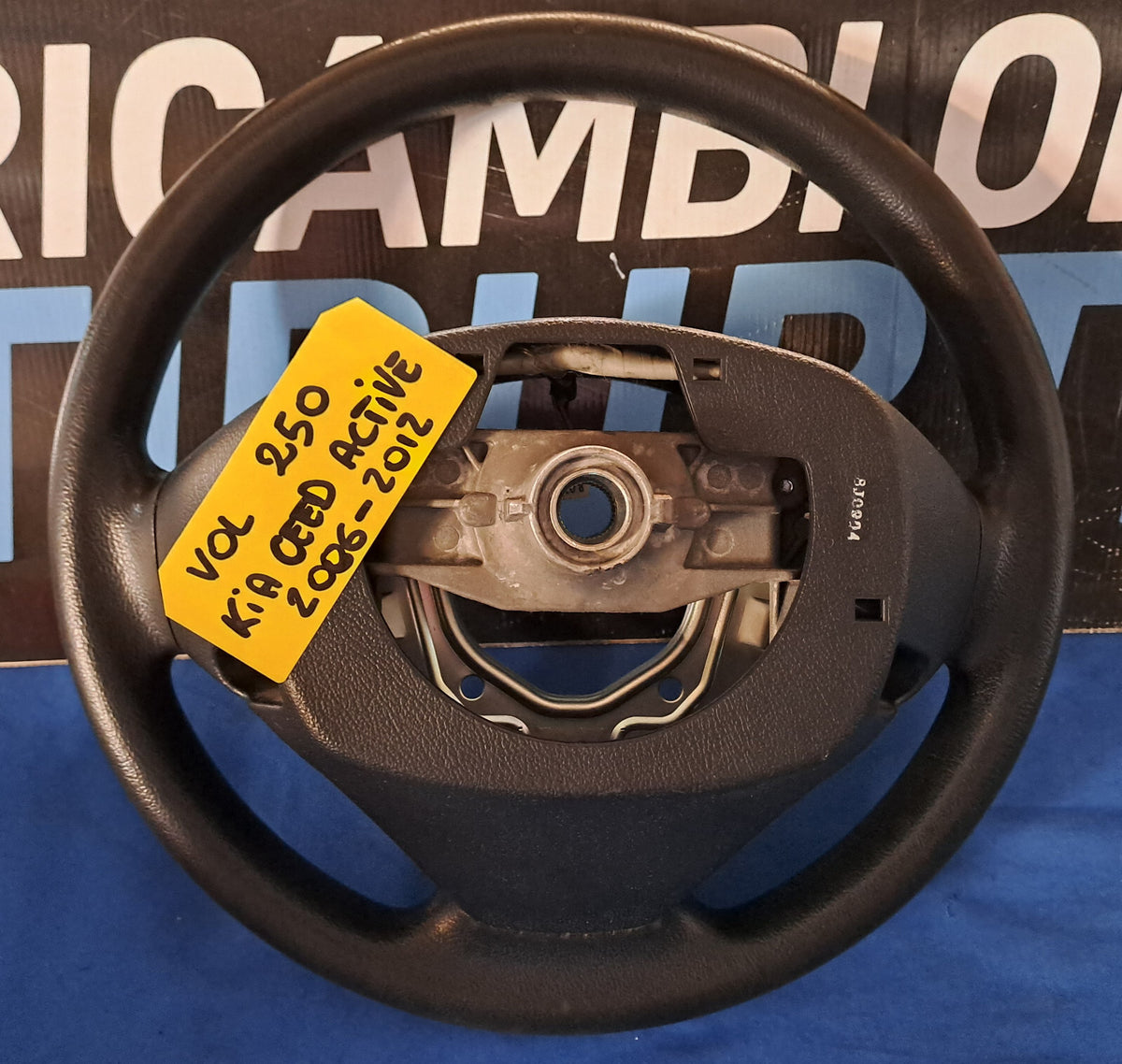 Volante Kia Ceed Active 2006-2012 - VOL 250