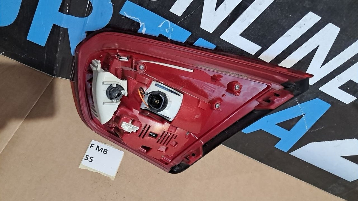 f mb 55 Fanale posteriore interno sinistro mercedes Gla dal 2015 in poi