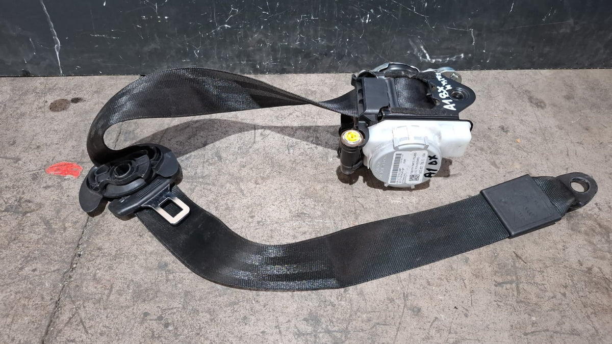 Cint 27 cintura di sicurezza anteriore destro audi a1 cod 8x3857706e anno 2019