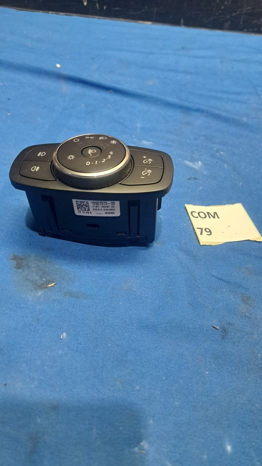 Com 79 Comandi Luci Fari Ford Puma cod 10507973 dal 2019 in poi