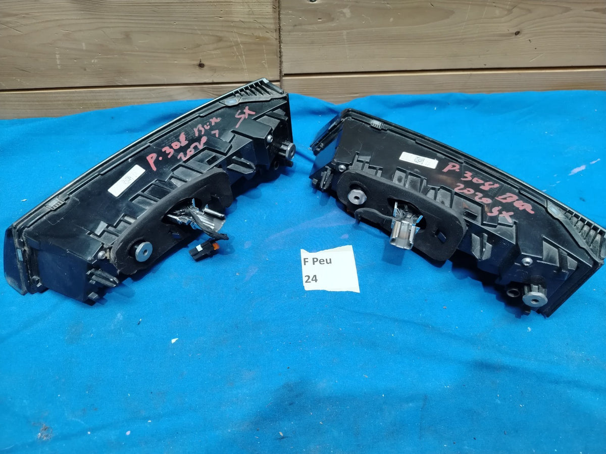 F Peu 24 - Fanale posteriore stop interno sinistro Peugeot 308 berlina dal 2020