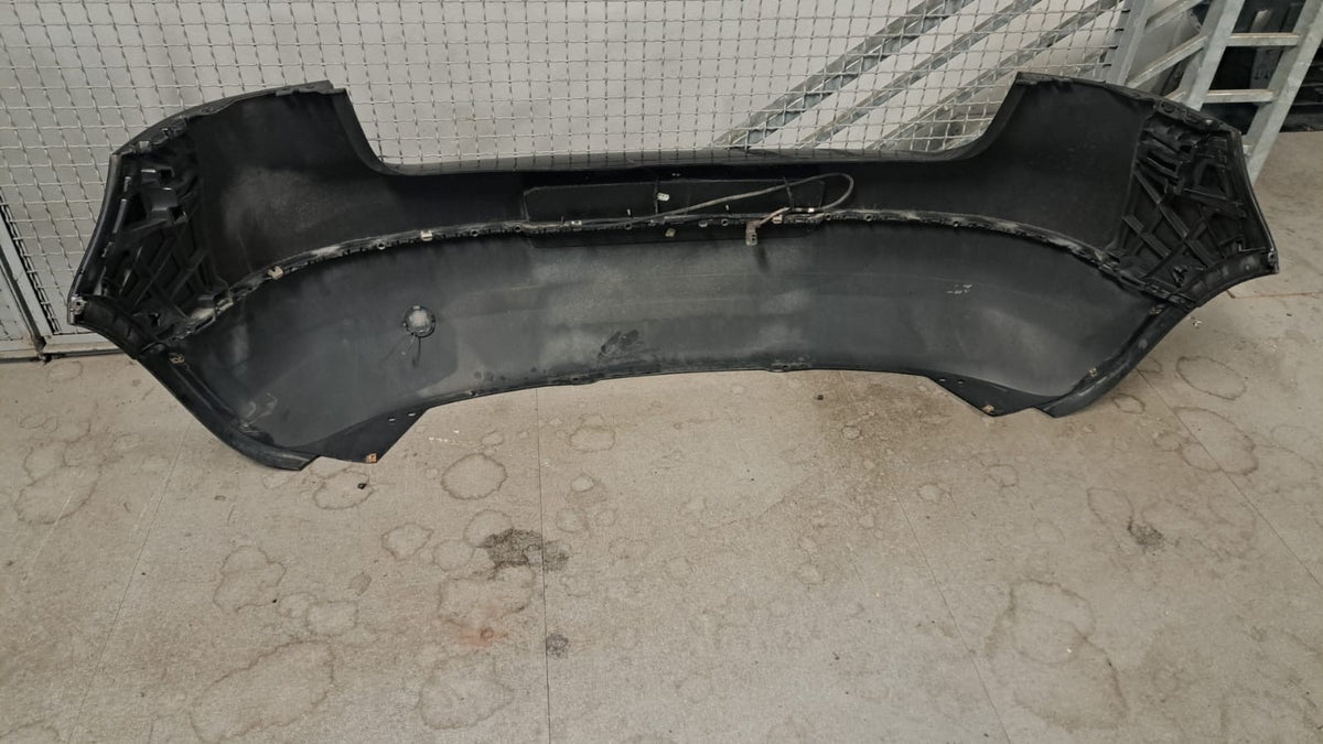 Par 129 Paraurti posteriore Volkswagen Golf 5 dal 2004 in poi