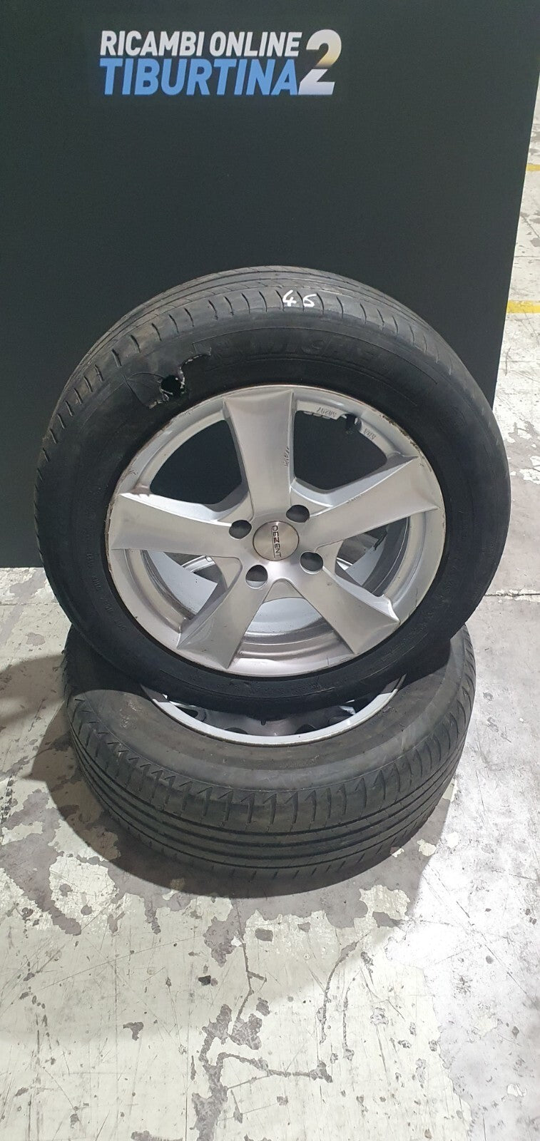 4 cerchi per Peugeot 2008 Dezent ts8087 6 1-2 J x16 h2
