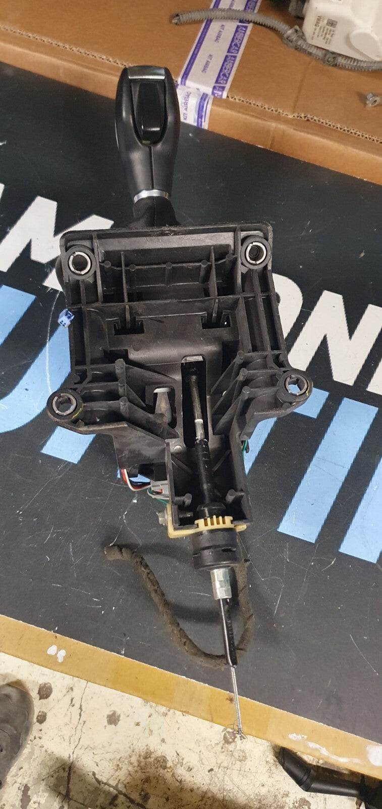 Leva cambio automatico Ford Kuga 2012 2019