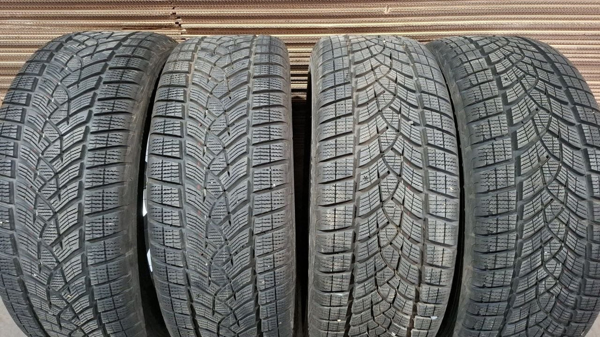 Cer 7 - cerchi e gomme invernali Audi q3 235-55-18 Goodyear dot 3122