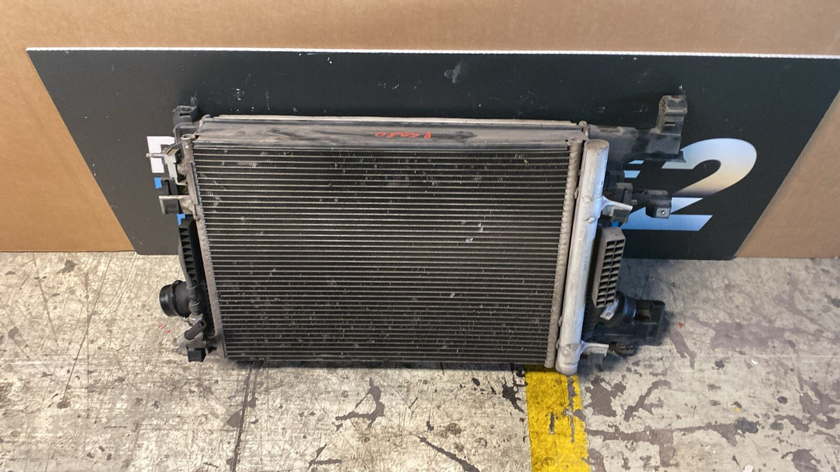 Kit radiatori senza ventola Opel Astra J 1.7D Numero oggetto R5080