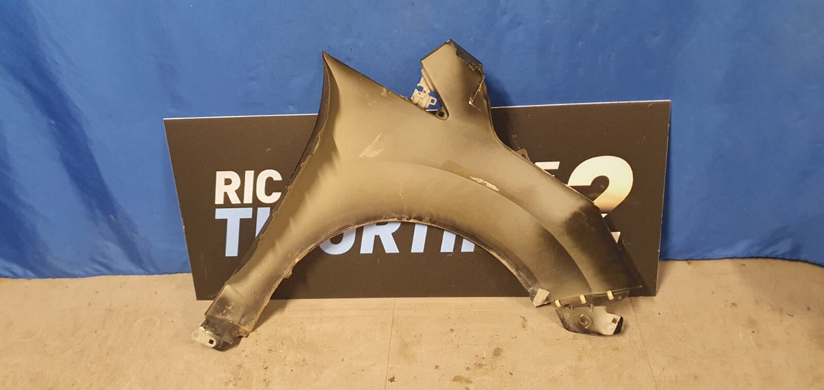 Parafango Anteriore Ford C-Max sinistro dal 2013