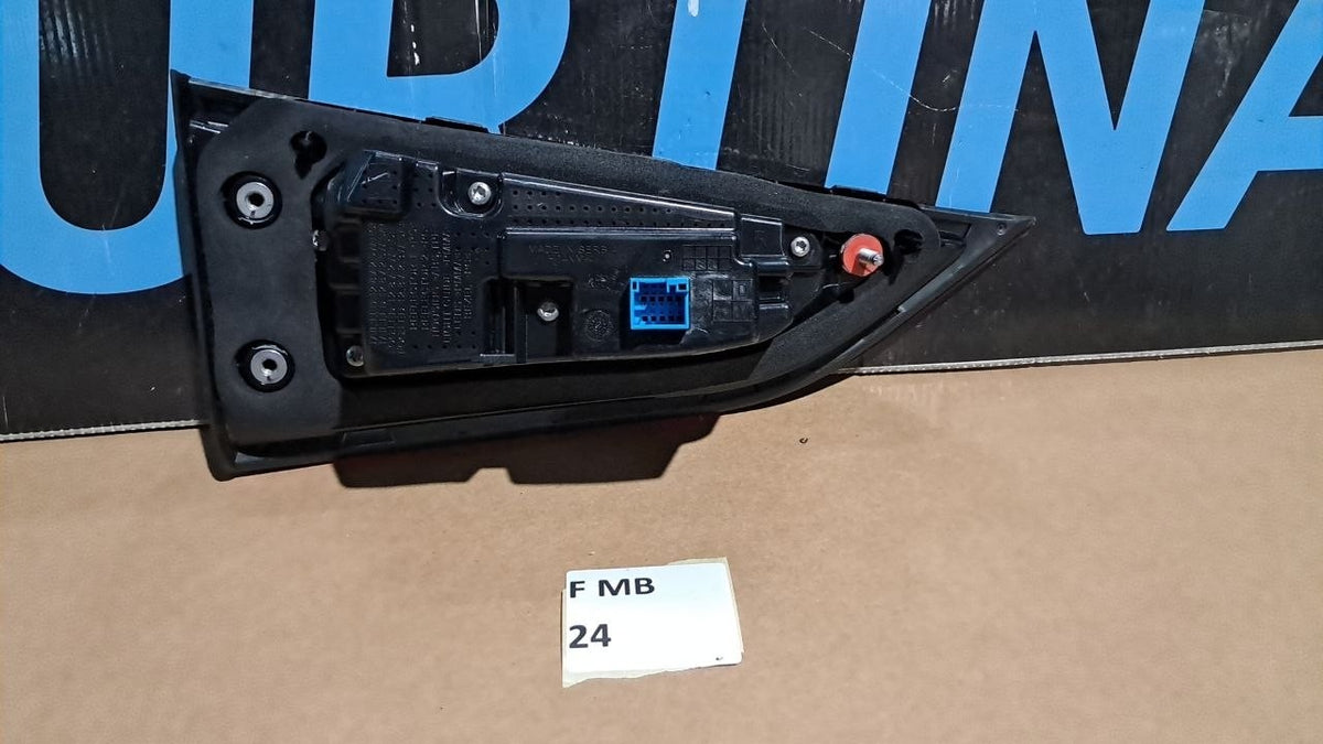 F MB 24 Fanale posteriore interno destro Mercedes Benz Gla H247 restyling 2025