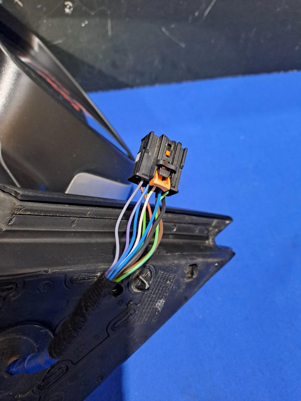 Specchio retrovisore sinistro Peugeot 208 2019 in poi 10 fili - SPE PEUG 64