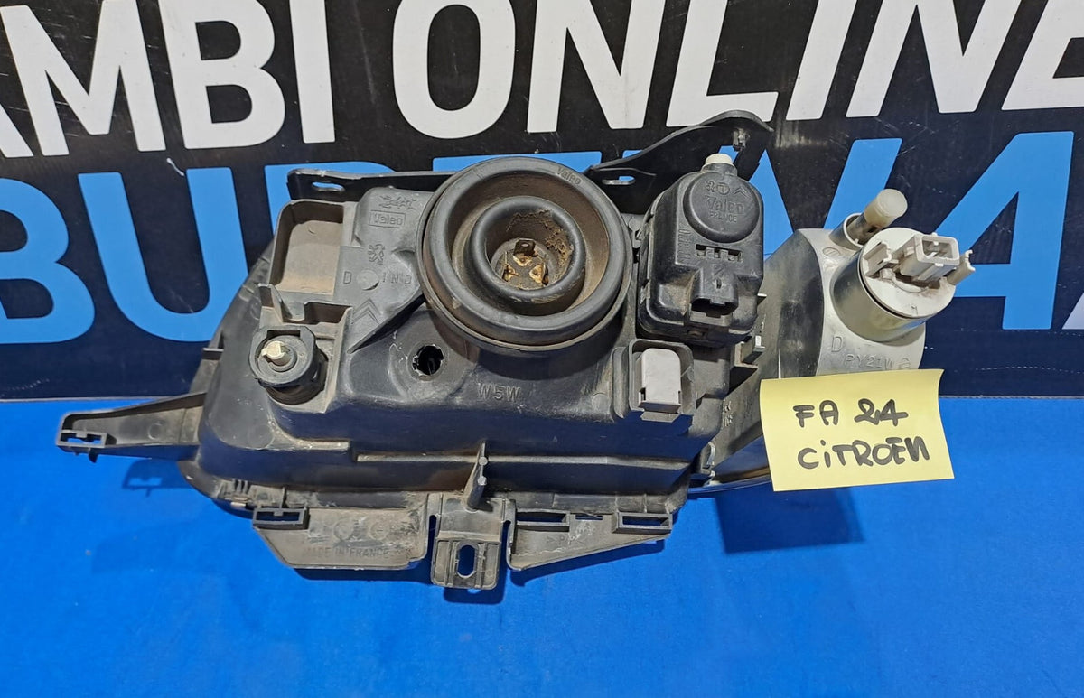 Fanale Faro anteriore destro Citroen Saxo 1998 in poi