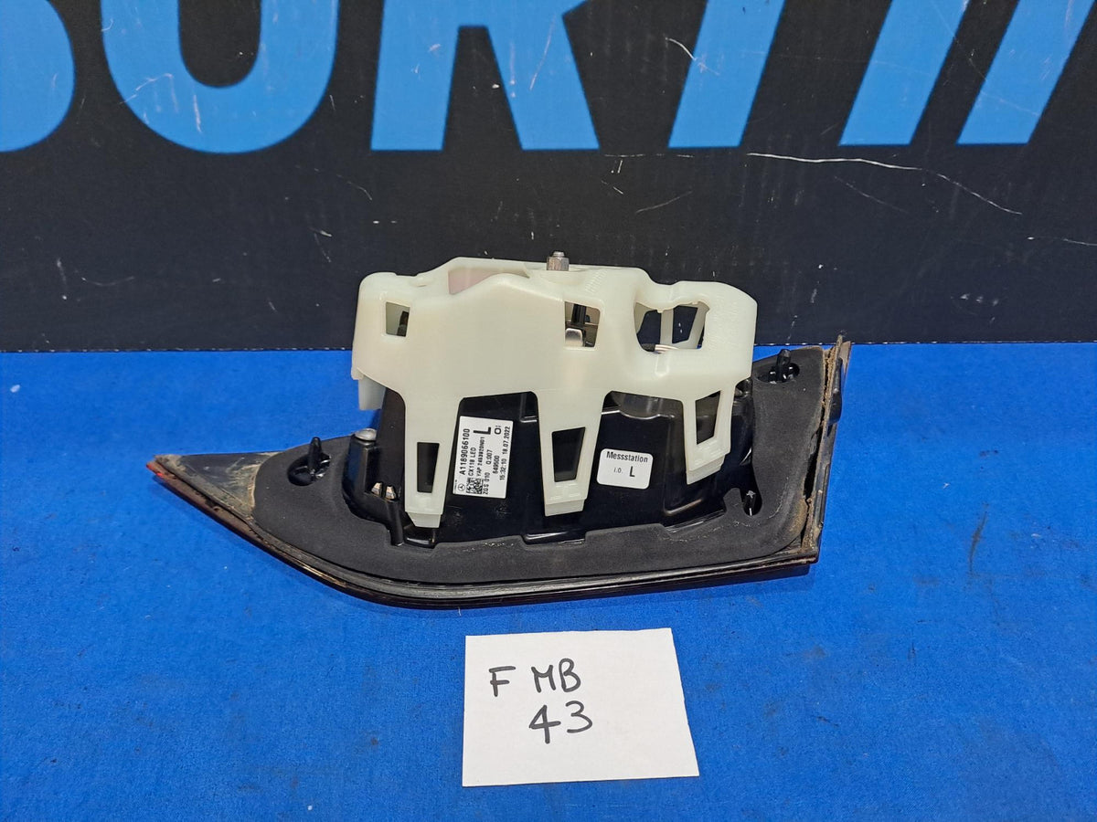 Fanale posteriore interno sinistro Mercedes-Benz Cla W118 2019 in poi - f mb 43