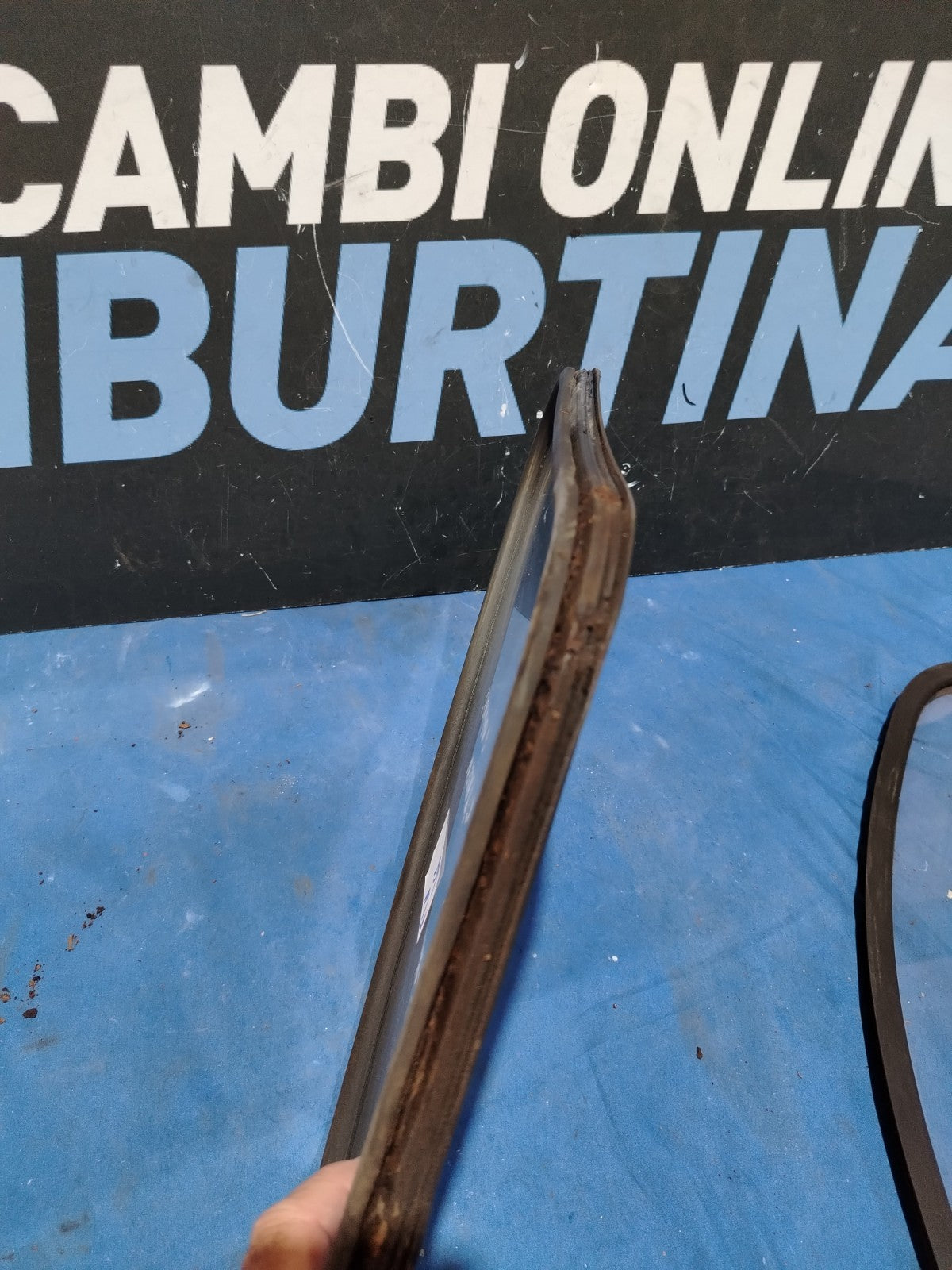 Fin 166 - Vetro Fisso posteriore Citroen 2 cv 2 cavalli sinistro