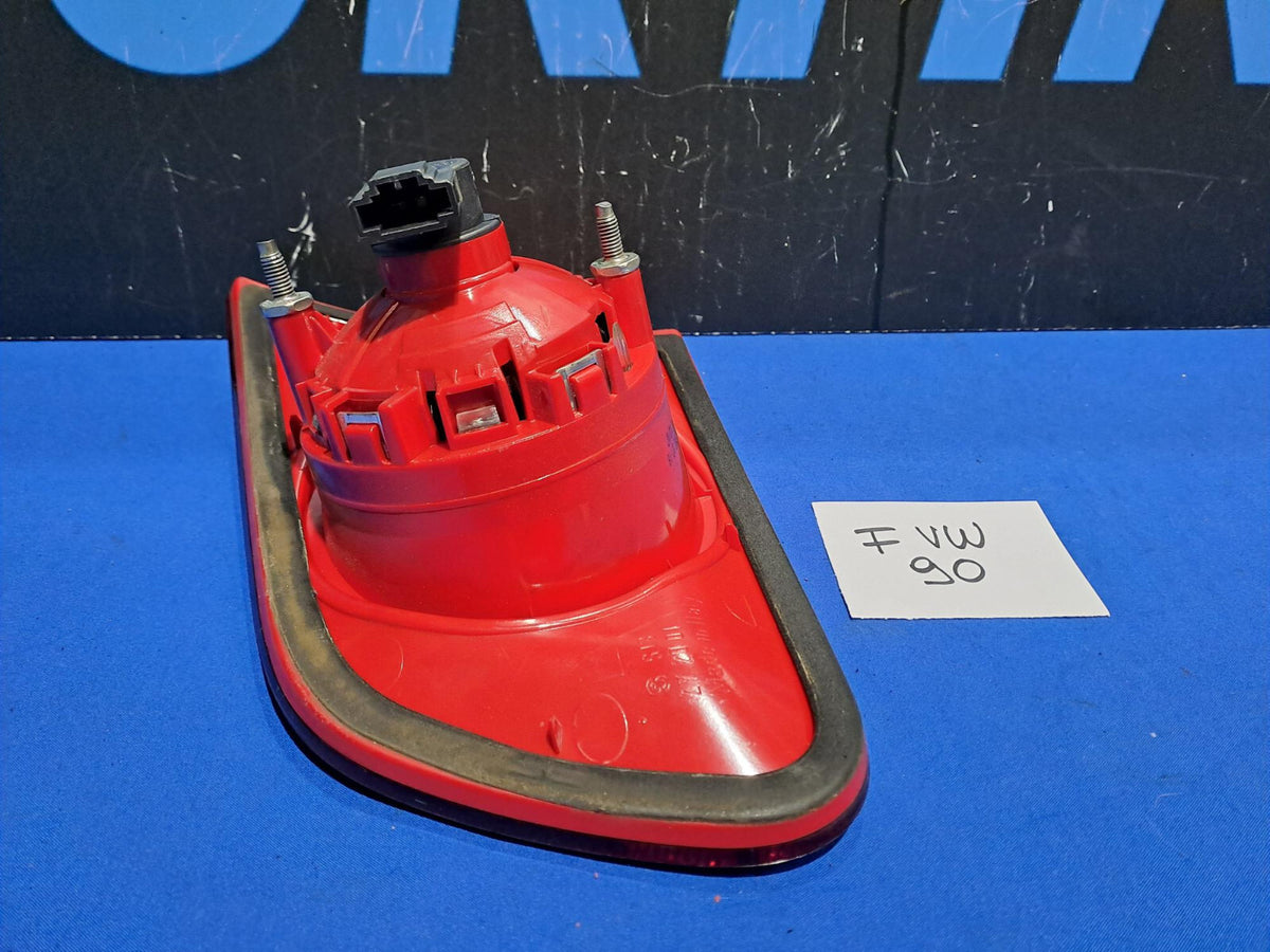 Fanale posteriore interno sinistro Volkswagen Passat dal 2005 in poi - F VW 90