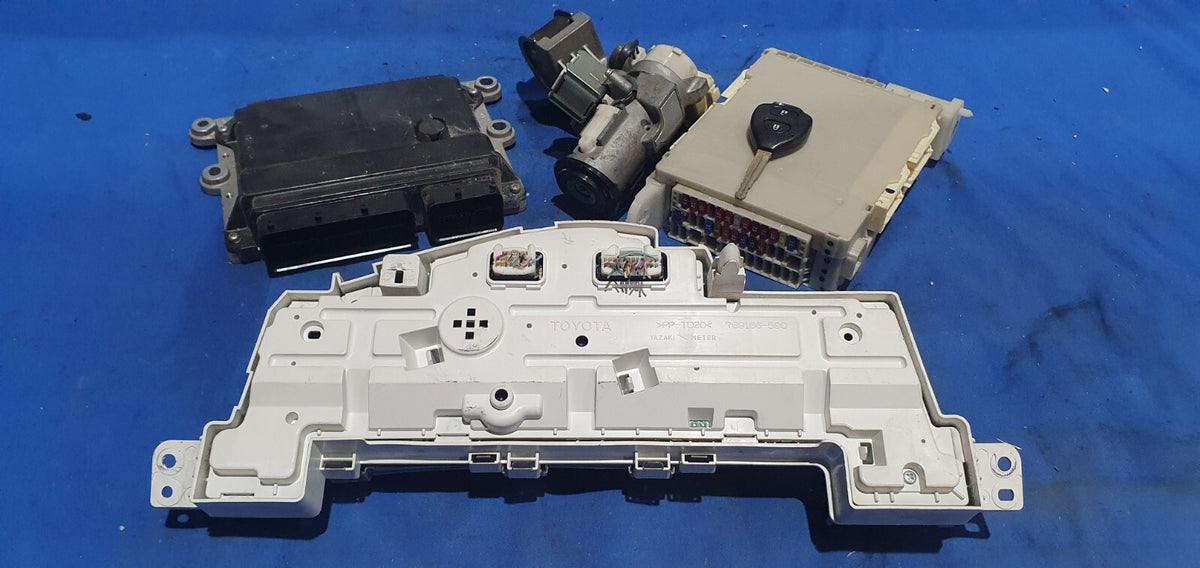 Kit accensione elettronica Chiave e blocchetto Toyota Iq 1.0 B