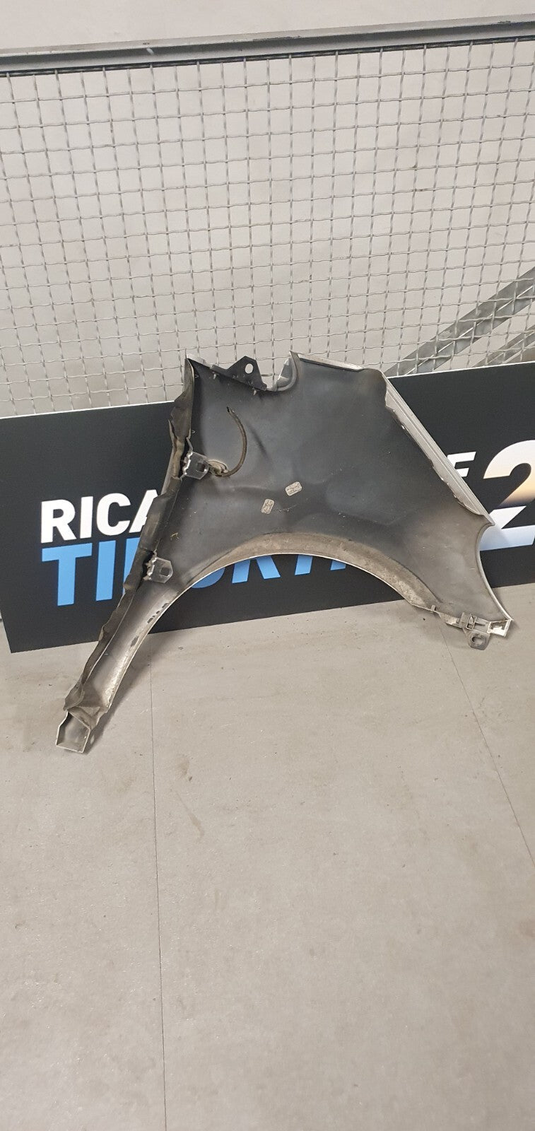 Parafango Anteriore Mercedes Benz Classe A W168 sinistro dal 2002