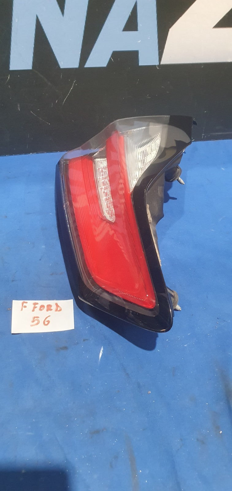 F Ford 56 - Fanale posteriore stop Ford Edge Vignale interno sinistro
