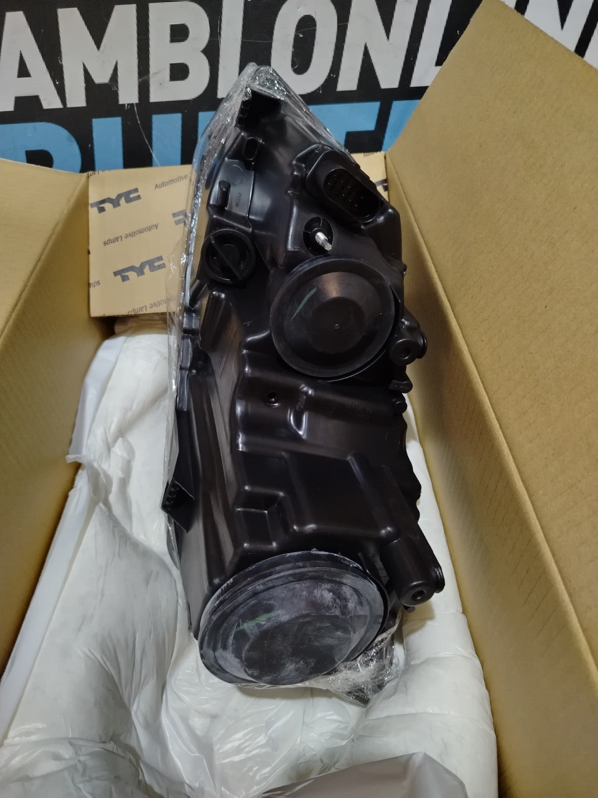 FN 49 - Faro anteriore destro Volkswagen Polo dal 2009 nuovo commerciale