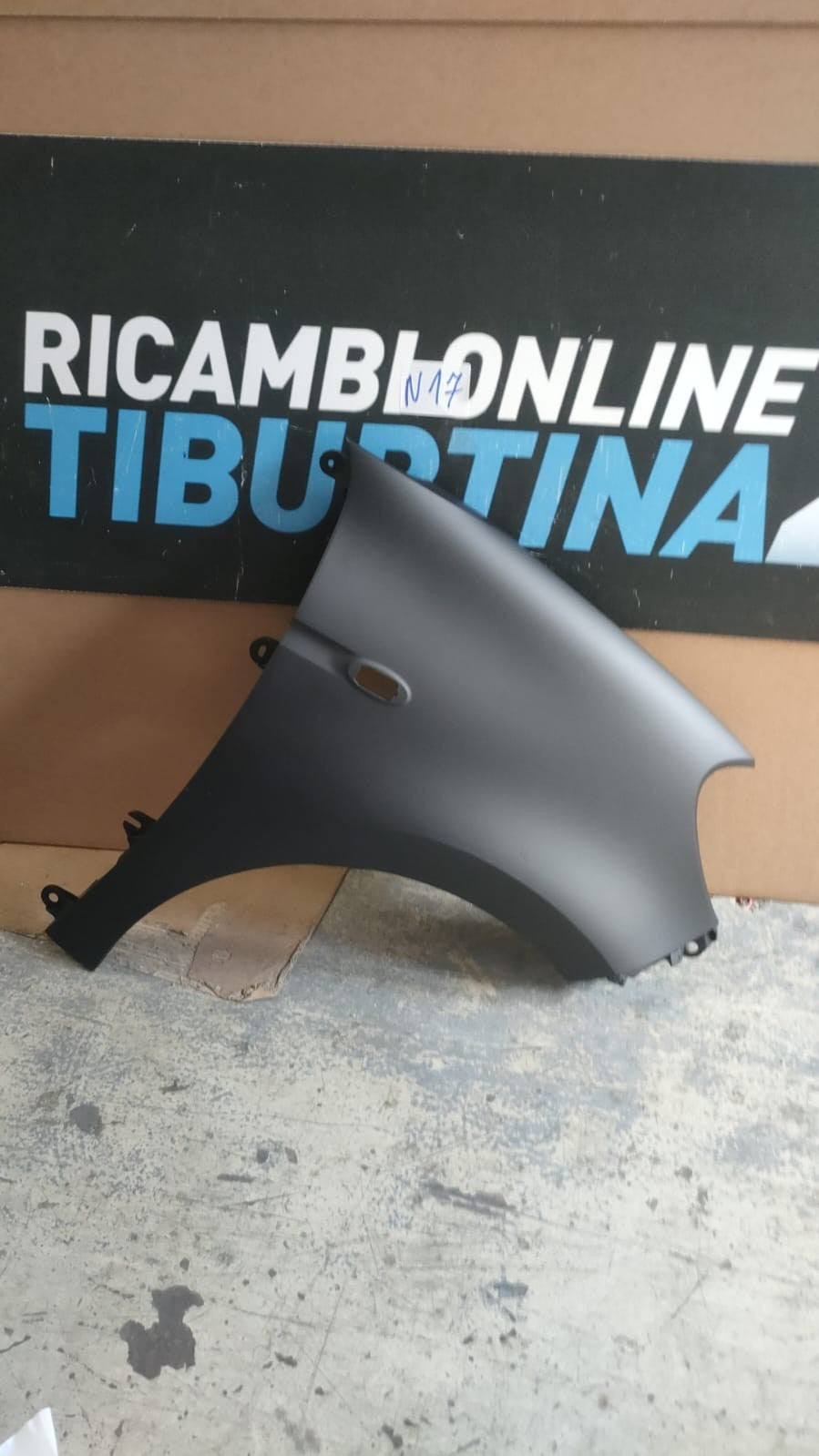 parafango anteriore destro Smart 453 forfour  dal 2014 in poi con primer n17