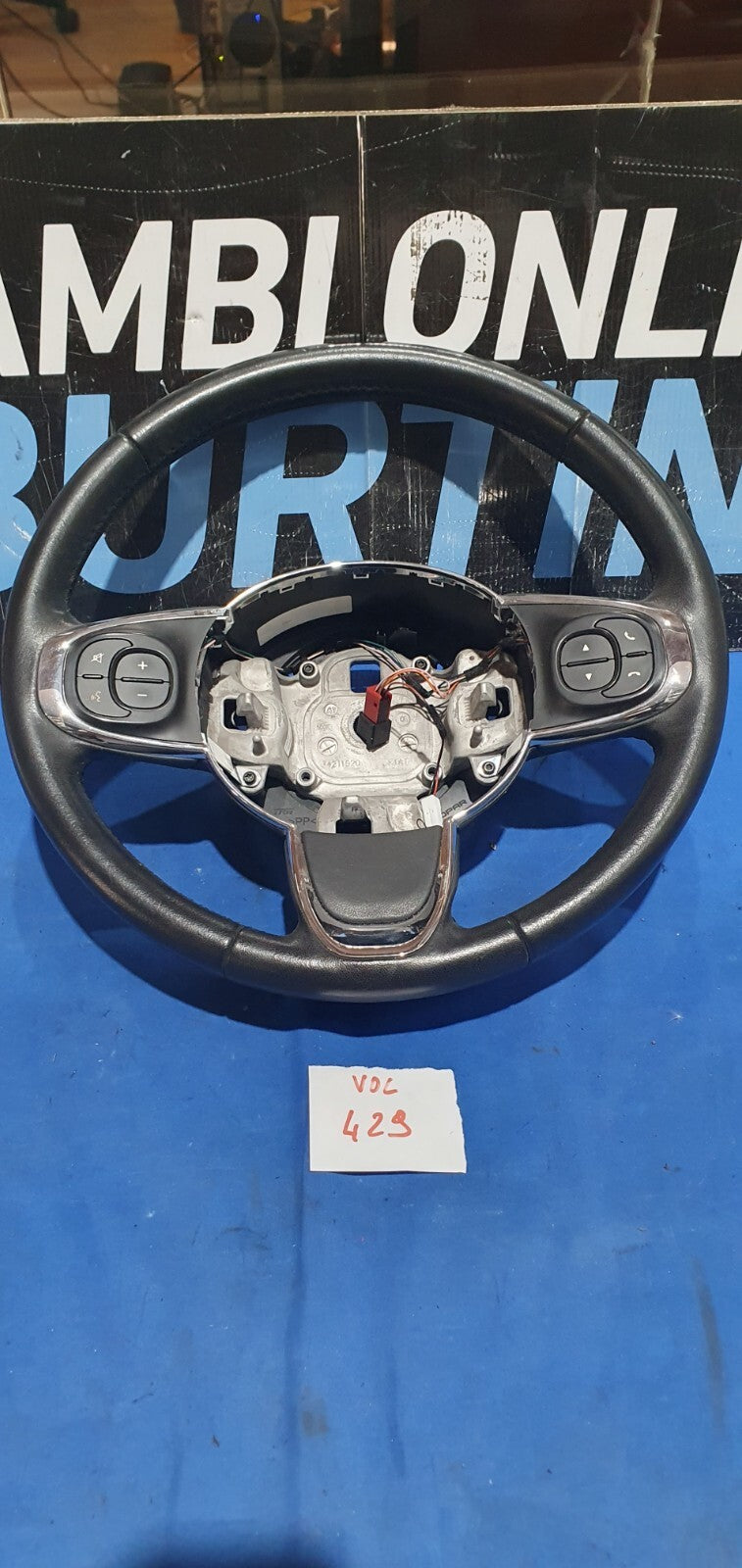 Vol  429 - Volante Fiat 500 dal 2016