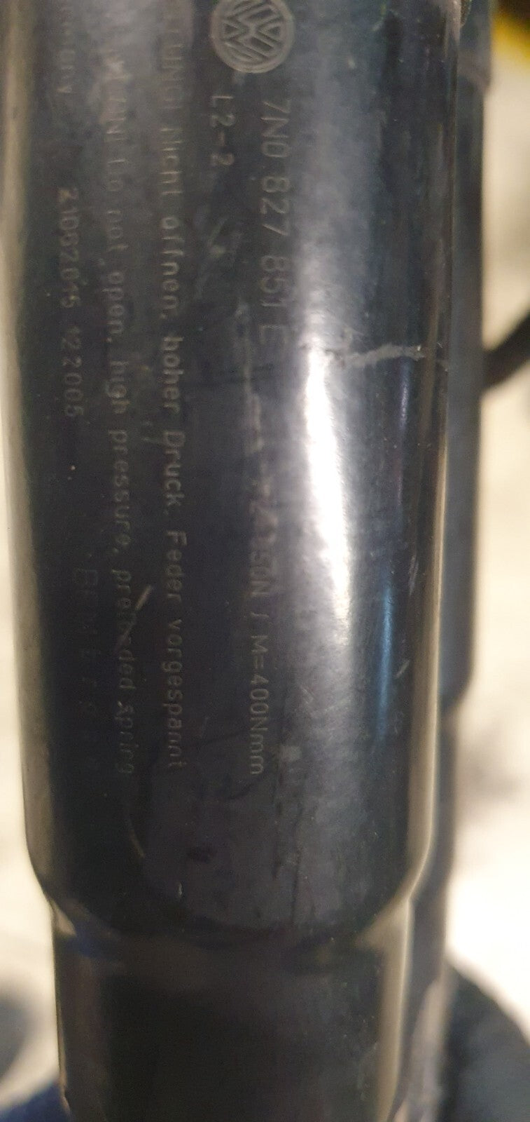 Coppia Pistone elettrico portellone Volkswagen 7N0827851E