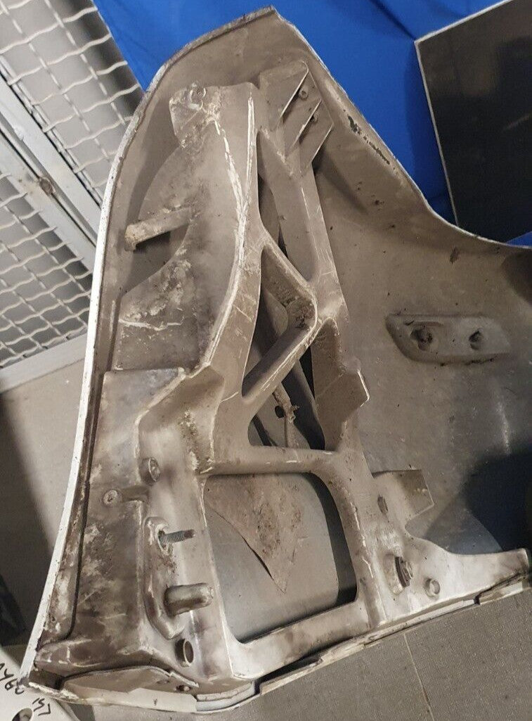Paraurti Posteriore Ford Focus SW dal 2008 al 2012 viziato