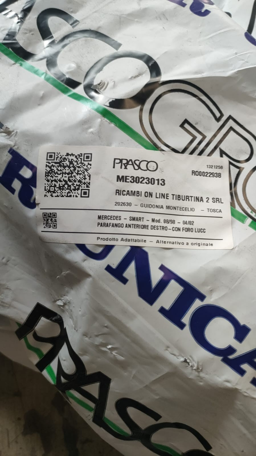 parafango anteriore destro Smart 450 1998 al 2002  con foro lucciola n6 nuovo
