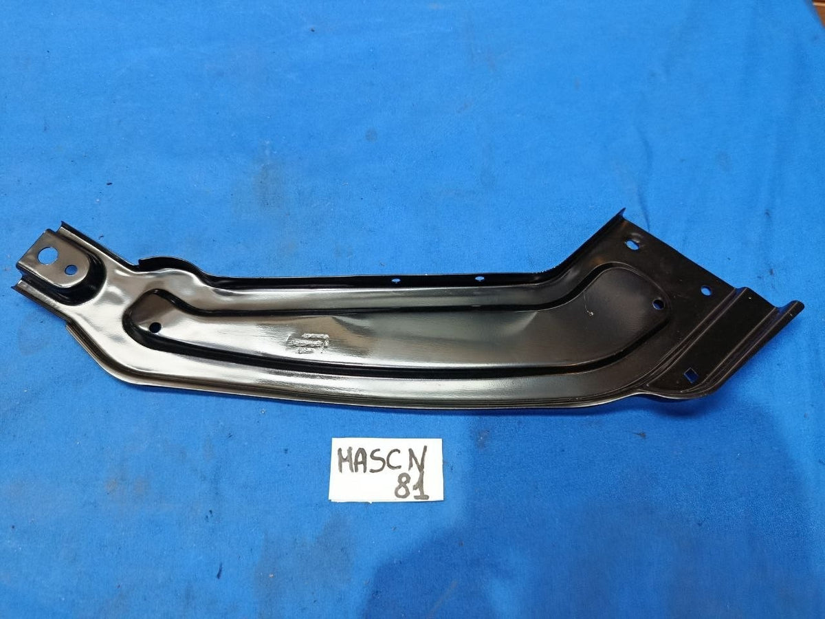 Masc N 81 - Sede faro nuovo Volkswagen Passat B8 2014 2019 sinistro