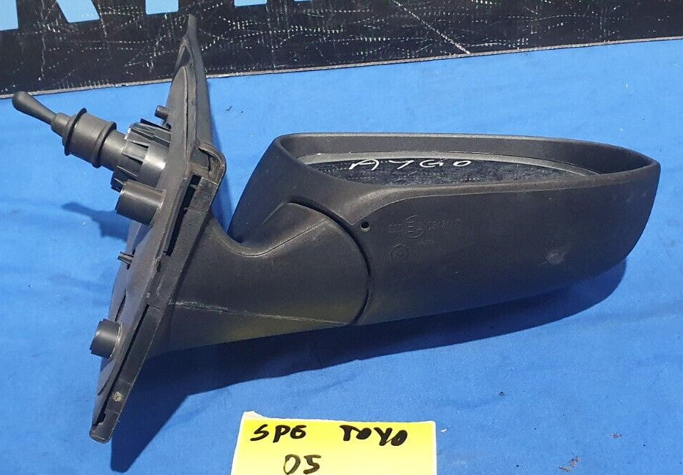 Specchietto retrovisore manuale destro Toyota aygo