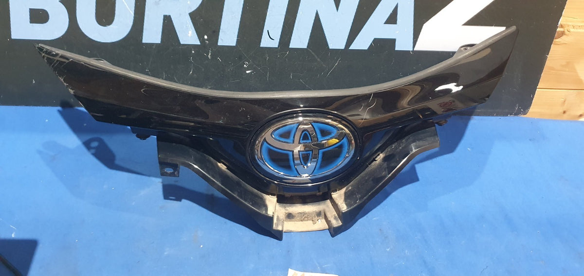 Masc 3 - Mascherina griglia anteriore Toyota CHR  C-HR completa di logo e radar