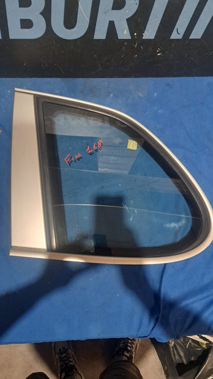 Fin 168 finestrino fisso posteriore sinistro Porsche Cayenne dal 2006
