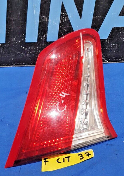 Fanale posteriore interno sinistro citroen c4 con danno alla plastica anteriore