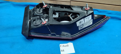 F Audi 44 - Fanale posteriore stop Audi Q3 F3 interno destro dal 2018