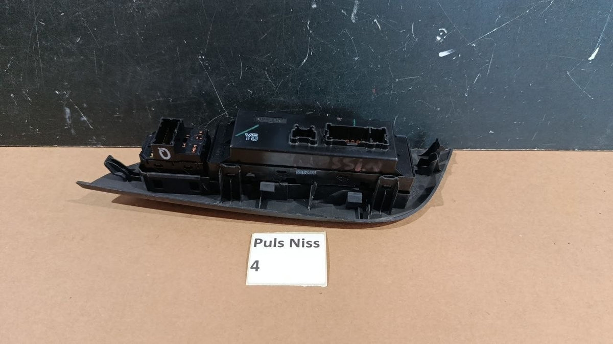 Puls Niss 4 - Pulsantiera completa Anteriore Sinistra Nissan Pulsar 2015 in poi