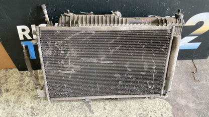 Radiatore Acqua e radiatore AC Ford Fiesta 1.2Bz Anno 2009 Numero oggetto R5109