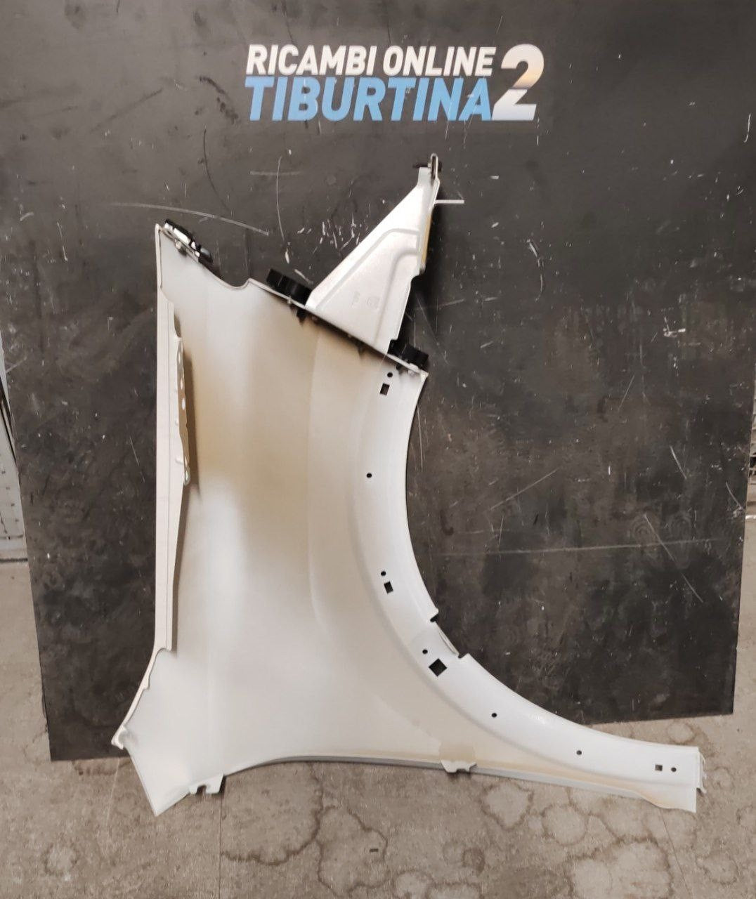 Par10 parafango anteriore sinistro Citroen c3 2025