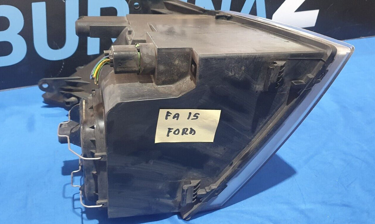 Faro anteriore sinistro  Ford Transit 2006