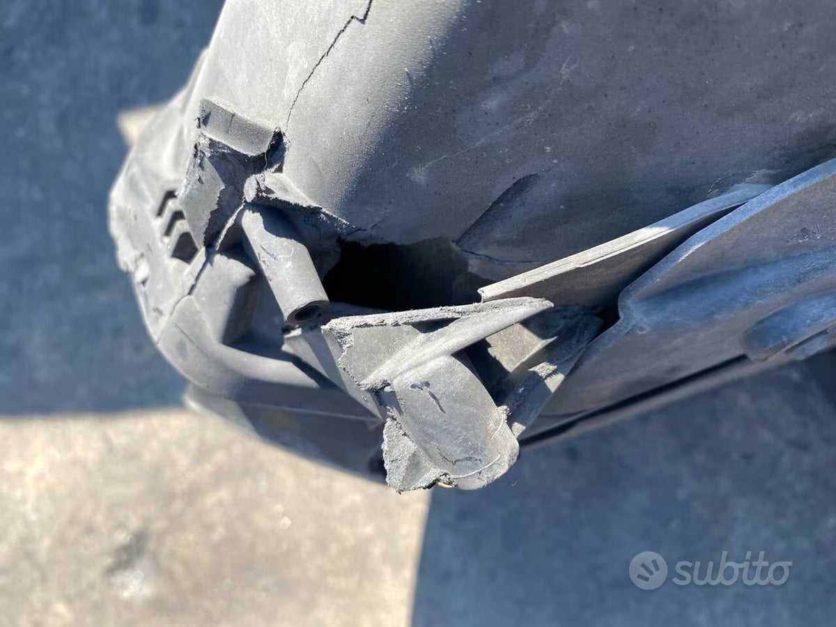 Muso completo musata Volkswagen Passat 2014 2.0D faro sinistro da riparare