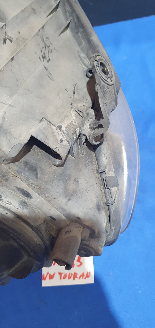 Faro anteriore  Volkswagen Touran 2006 2010 destro con attacco riparato
