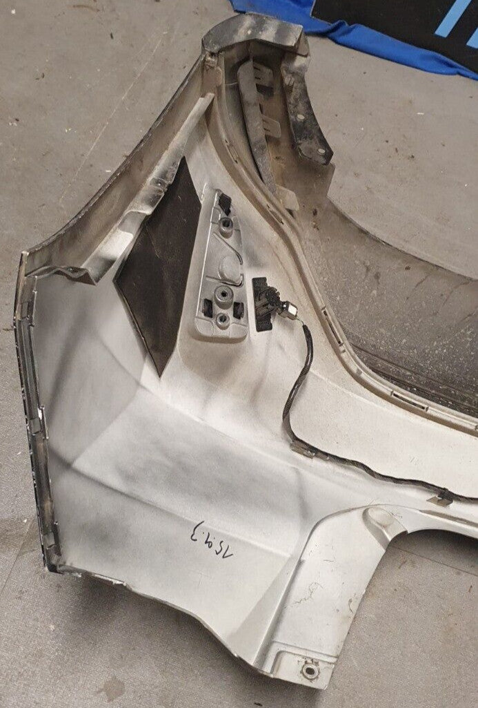 Paraurti posteriore Ford Focus berlina dal 2018
