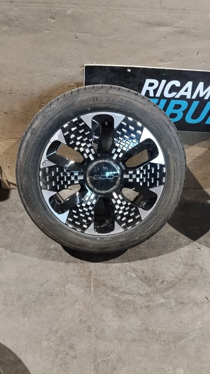 Cer 6 cerchi e gomme fiat 600 in lega 2024 215 55 r18 99h Goodyear dot 18 25