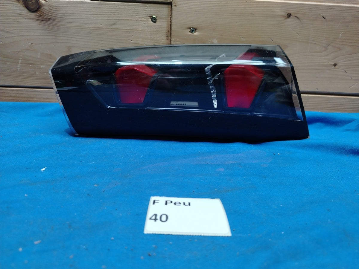 Fanale Posteriore Interno sinistro Peugeot 2008 re29011010 F Peu 40
