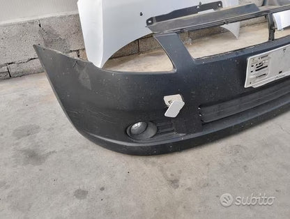 Muso completo musata Suzuki swift 1.3b dal 2004 senza faro sinistro