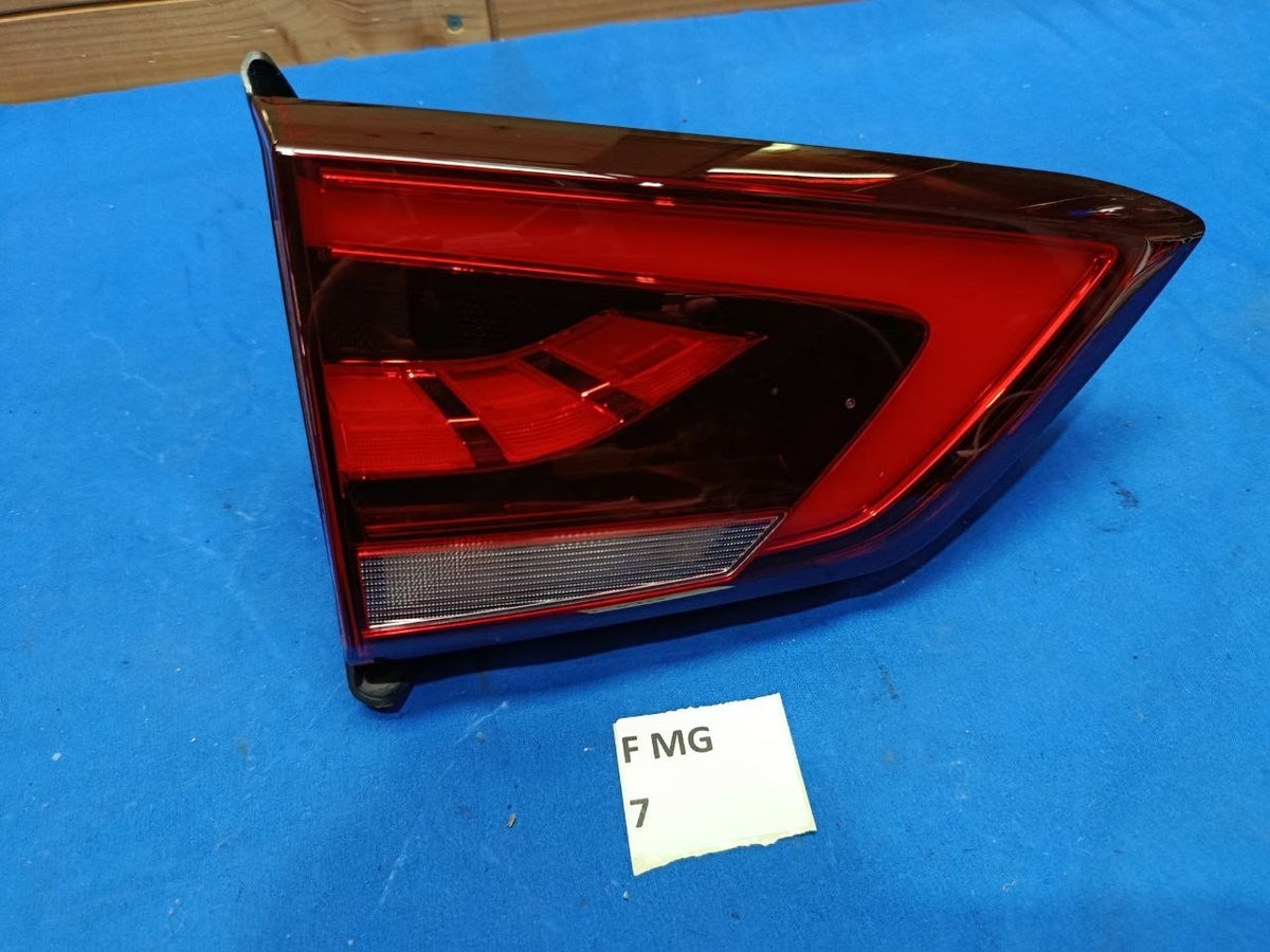 F MG 7 - Fanale posteriore stop interno sinistro LED MG ZS 2020 2024  Originale